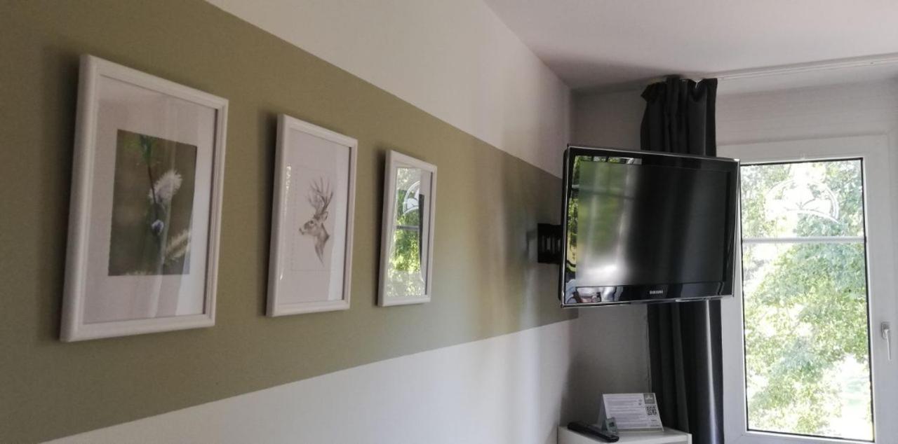 Ferienwohnung Am Kurpark Bad Klosterlausnitz Exteriör bild